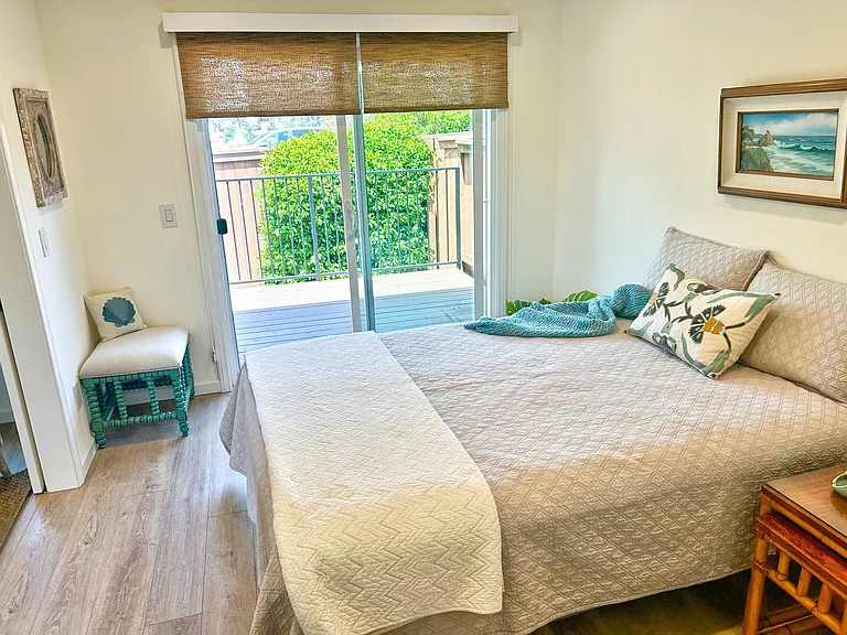 26765 Calle Maria #B — Photo 14