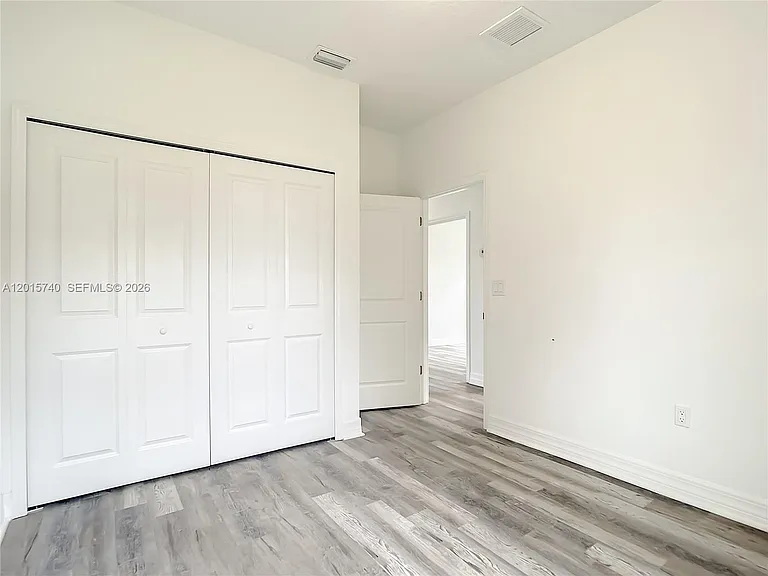 14210 Luxo Ave — Photo 14