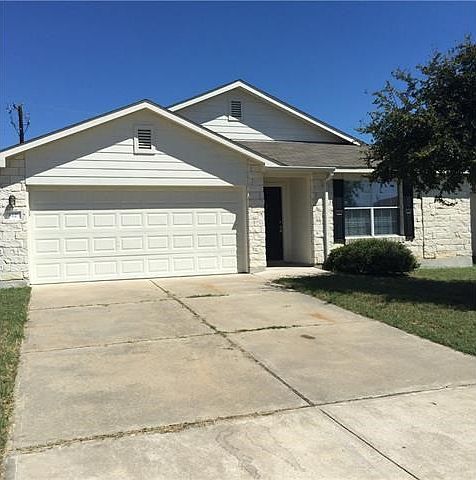 3br/2ba one story in Elgin, TX. Newly remodeled with new fl