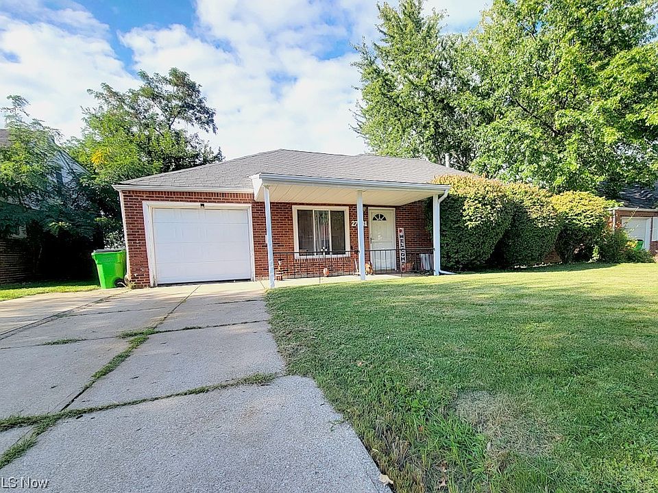 1st image of 27381 Markbarry Ave