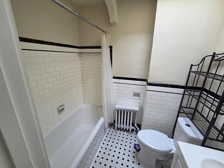 4224 Sheldon Ave — Photo 8