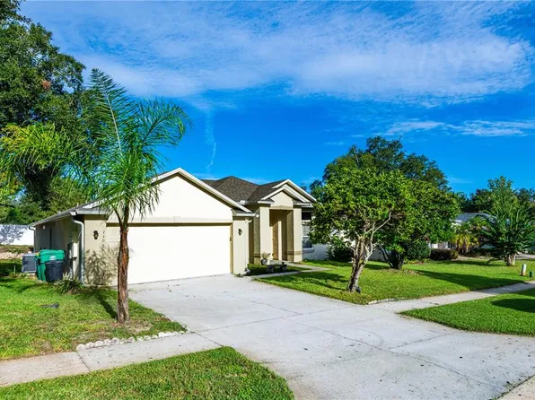 1306 ISLAND COVE DRIVE, DELAND, FL 32724