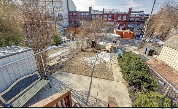 1517 Montana Ave NE — Photo 15