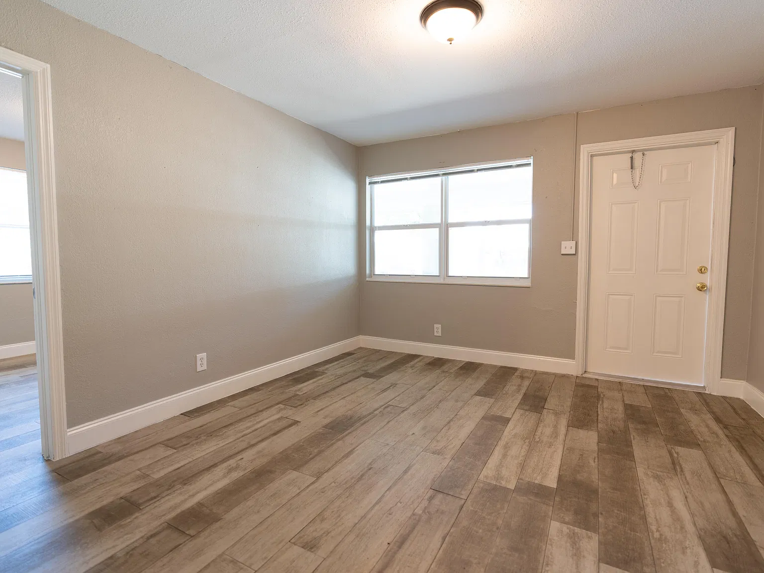 1 bed, 1.0 bath, 750 sqft, $1,750 — Photo 4