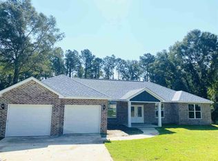 94 Hayward Dupont St, Midway, FL 32343