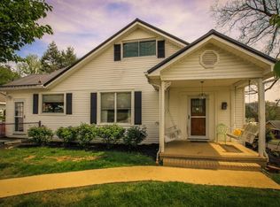926 Hillcrest E, Johnson City, TN 37604