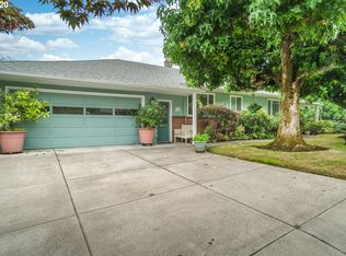 7940 SW Crestline Dr, Portland, OR 97219