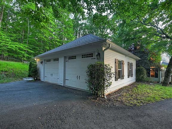 5th image of 247 Craigtown Rd