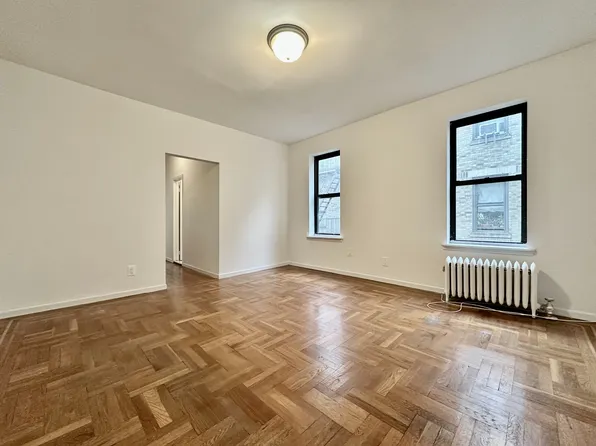 590 Fort Washington Avenue 5J image 2 of 7