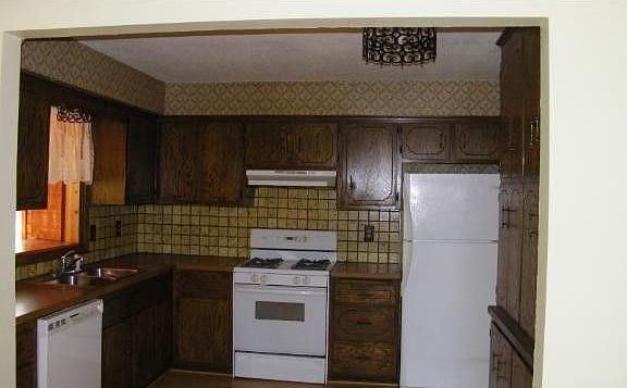 2nd image of 7417 79th Ave N