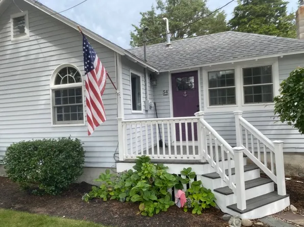 54 Everett St, Marshfield, MA 02050