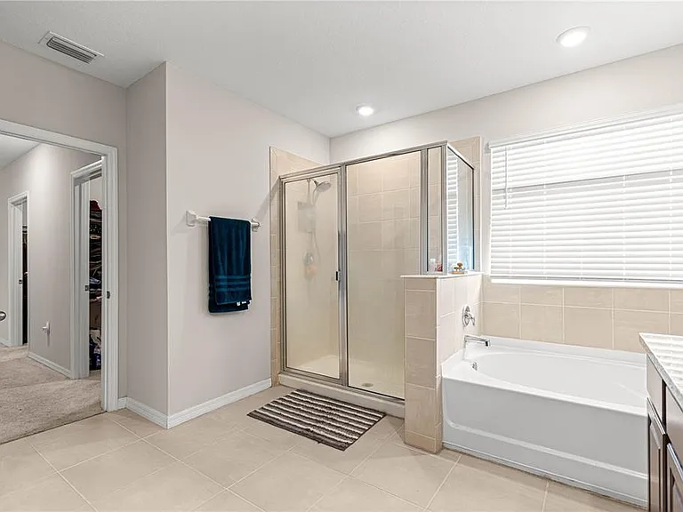8142 SW 59th Ave — Photo 29