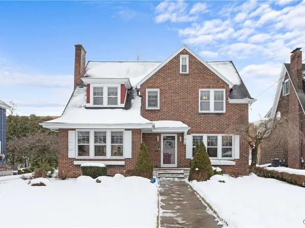 144 Chatham Rd, Syracuse, NY 13203
