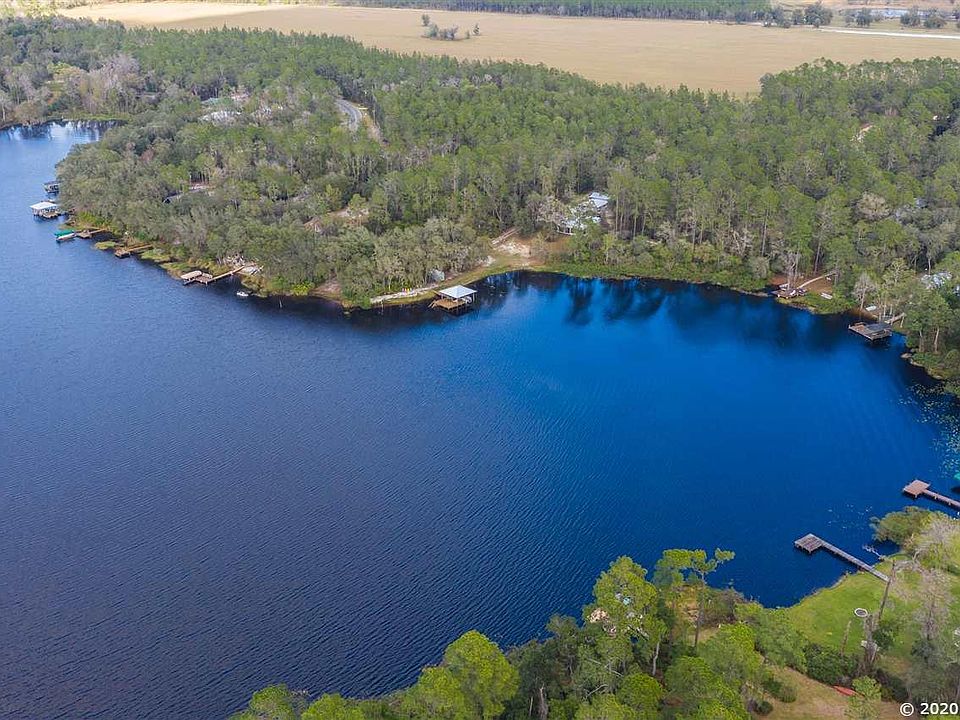 1st image of 121 Star Lake Dr