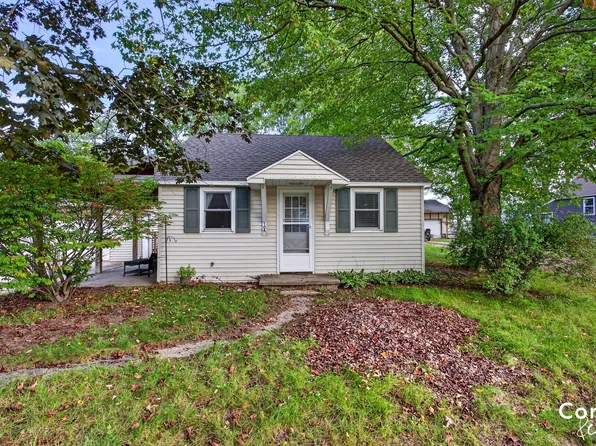 104 Tamarack St, Allegan, MI 49010