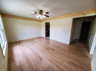 38 Cambridge Dr, Murray, KY 42071