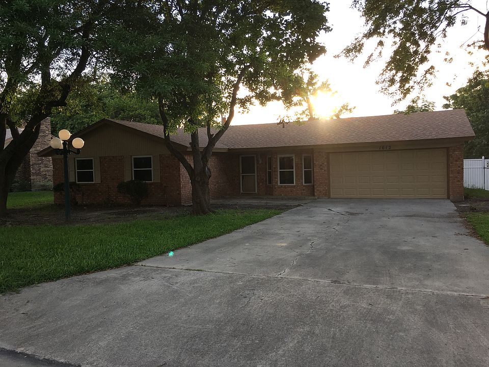 1st image of 1831 Ponds Cir