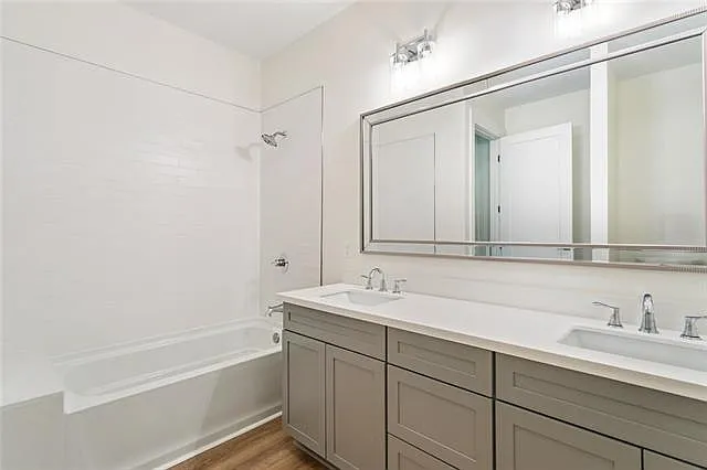 745 Carroll St #C — Photo 10