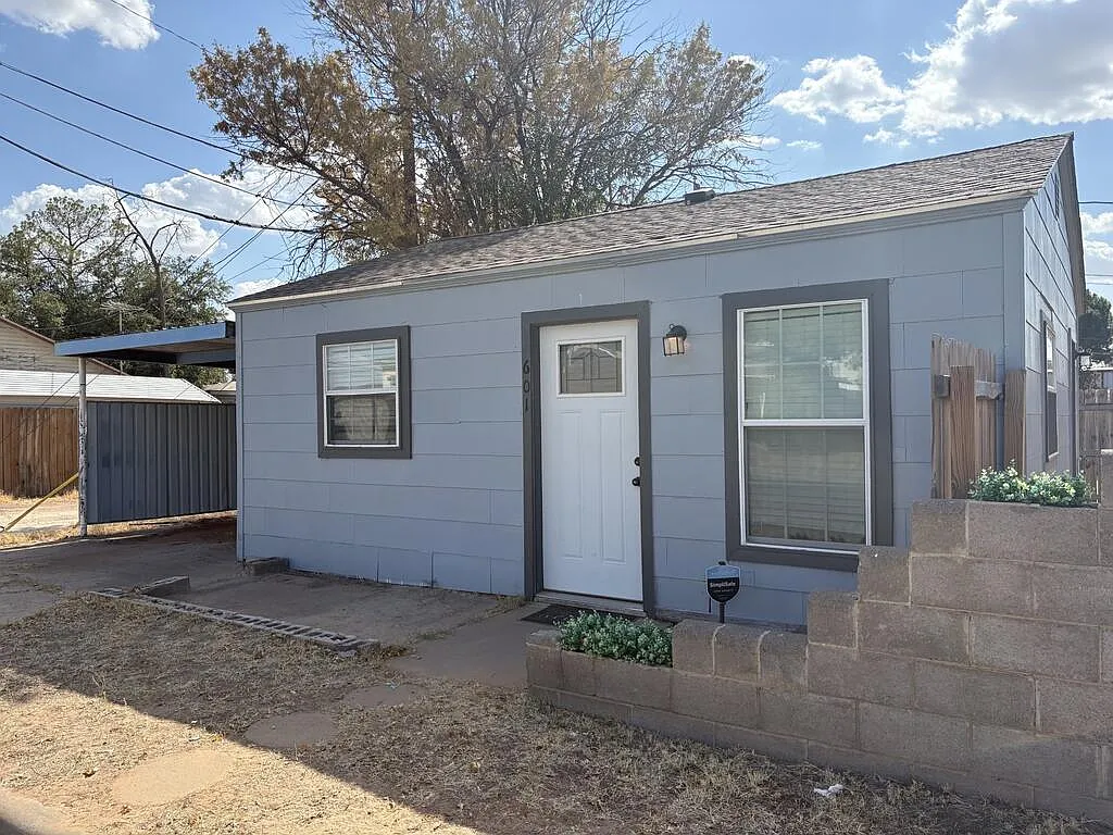 1 bed, 1.0 bath, 450 sqft, $1,500 — Photo 1