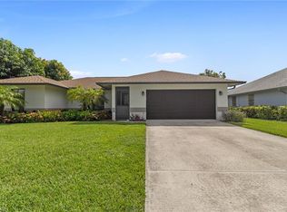 1602 Forest Lakes Blvd #E, Naples, FL 34105