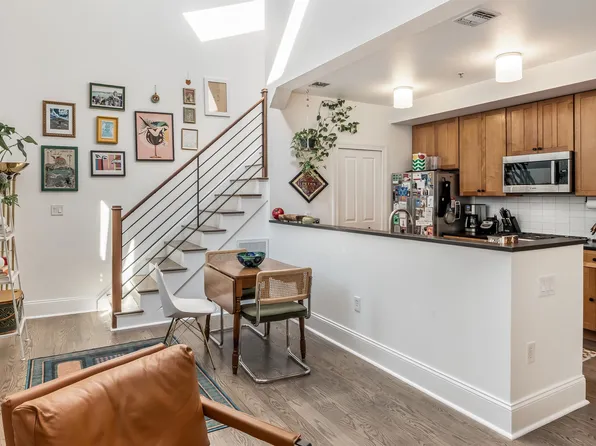 9 Coles Street image 1 of 17