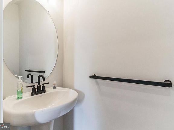 2nd image of 5703 Allender Rd