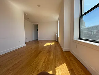 Rented by HOLTON REAL ESTATE INC.