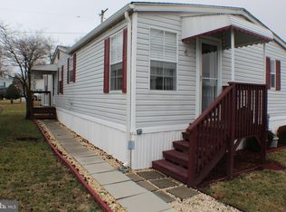 4 Barbara Ln, Sparrows Point, MD 21219