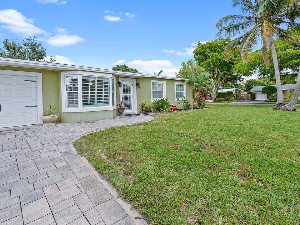 1st image of 936 Lighthouse Dr