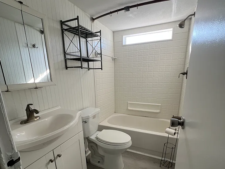 168 Sunset Ln — Photo 9