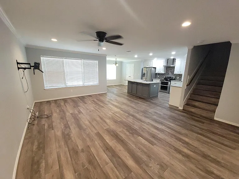 115 Sendero Dr — Photo 4
