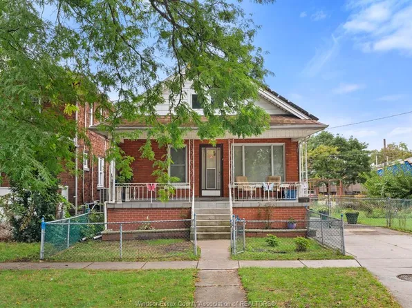 539 Brock St, Windsor, ON N9C 2T1