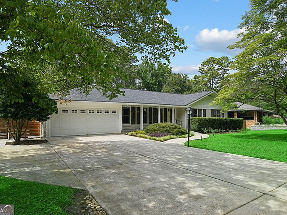 2nd image of 3929 Gladney Dr