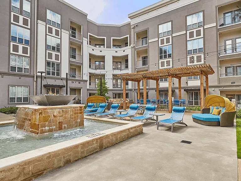 Summit at Stonebriar — Photo 5