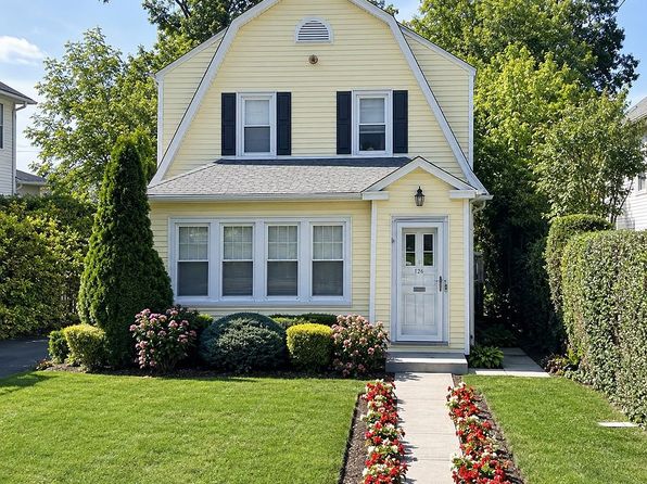 126 Hampshire Rd