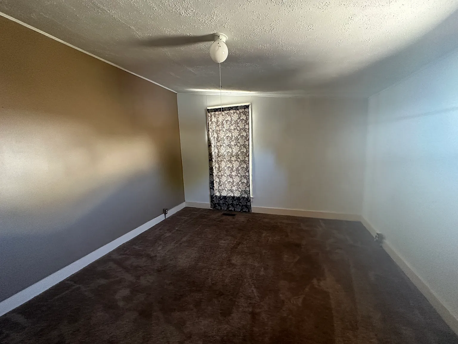 2 bed, 872 sqft, $950 — Photo 4
