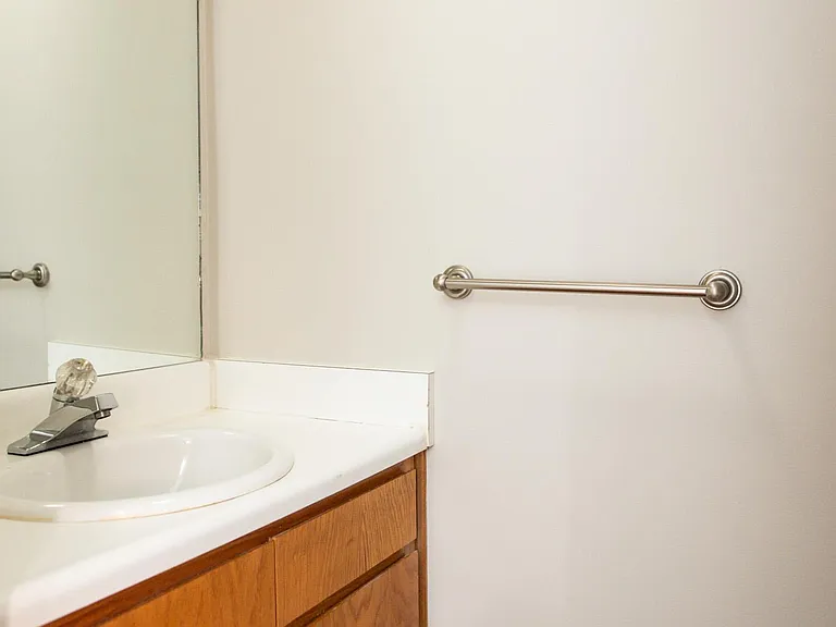 290 Appleby Dr #252 — Photo 12