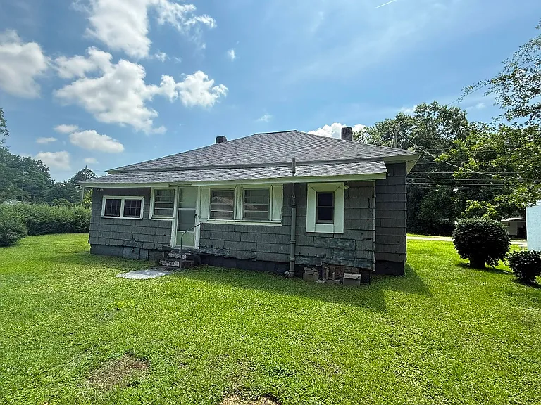 3768 S Walnut St — Photo 37