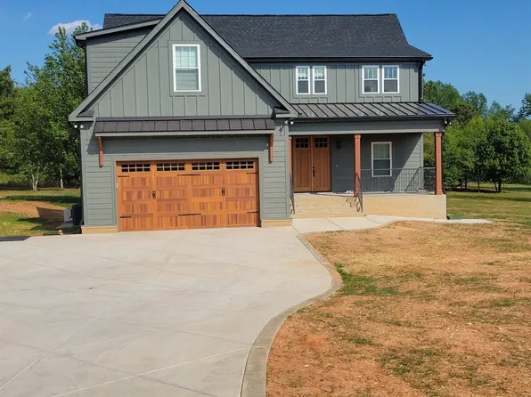 1363 Malden Ct, Crouse, NC 28033