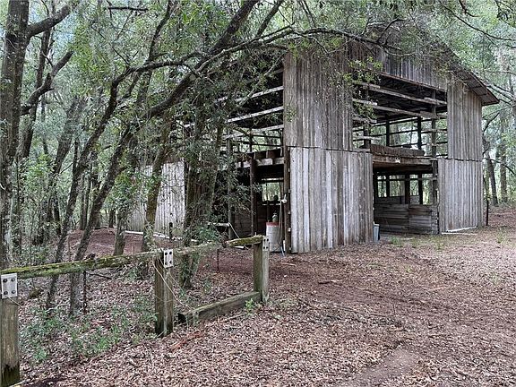 4th image of 28430 ROBERTS DRIVE