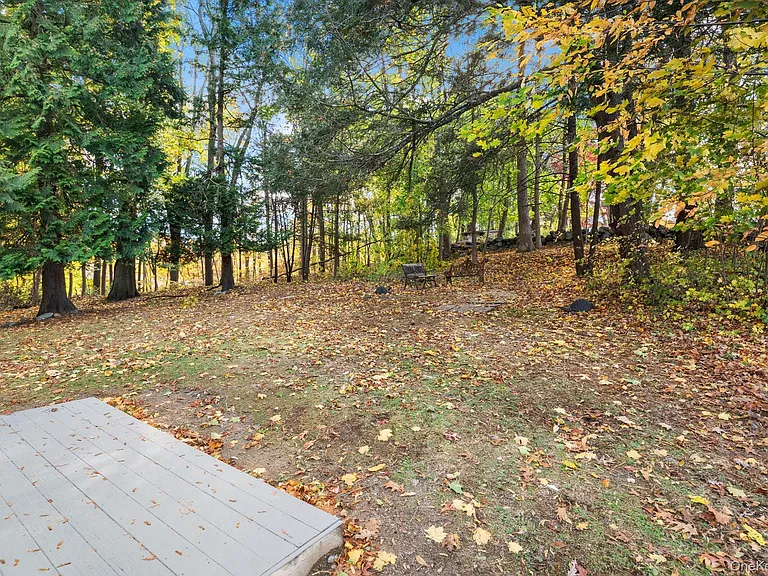 27 Winding Ln — Photo 36