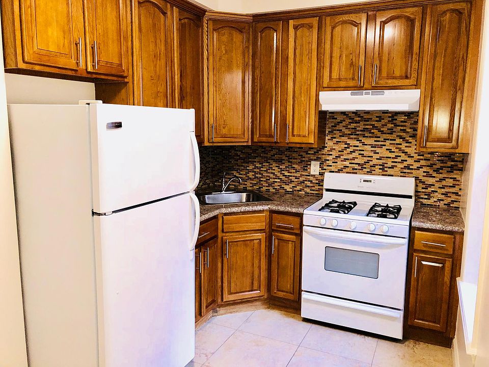 1st image of 37 Bay 26th St APT C8