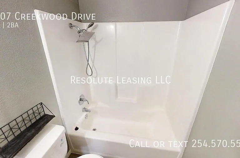 2107 Creekwood Dr — Photo 17