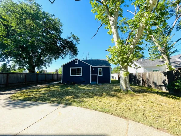 1757 Kenwood St, Sacramento, CA 95815