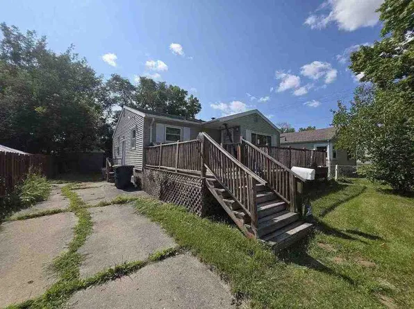 1202 McCormick St, Bay City, MI 48708