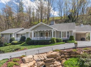 549 Eagles Nest Rd, Waynesville, NC 28786