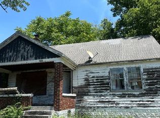 1618 N 42nd St, East Saint Louis, IL 62204