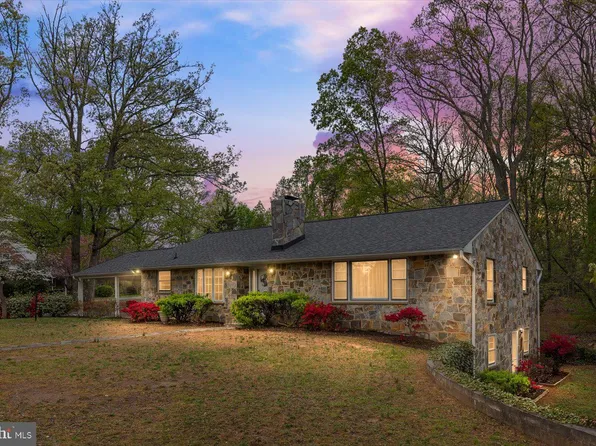 4125 Woodside Dr, Fredericksburg, VA 22407