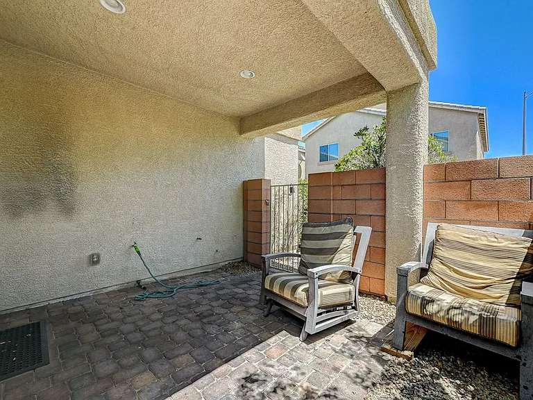 9522 Vega Carpio Ave — Photo 46