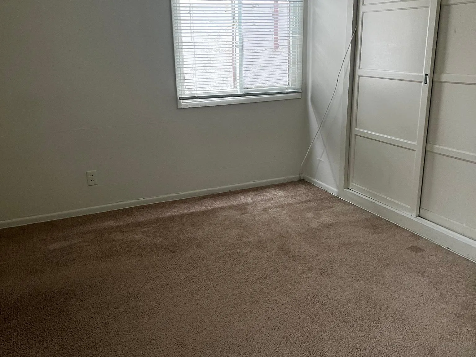 547 Landfair Ave — Photo 3